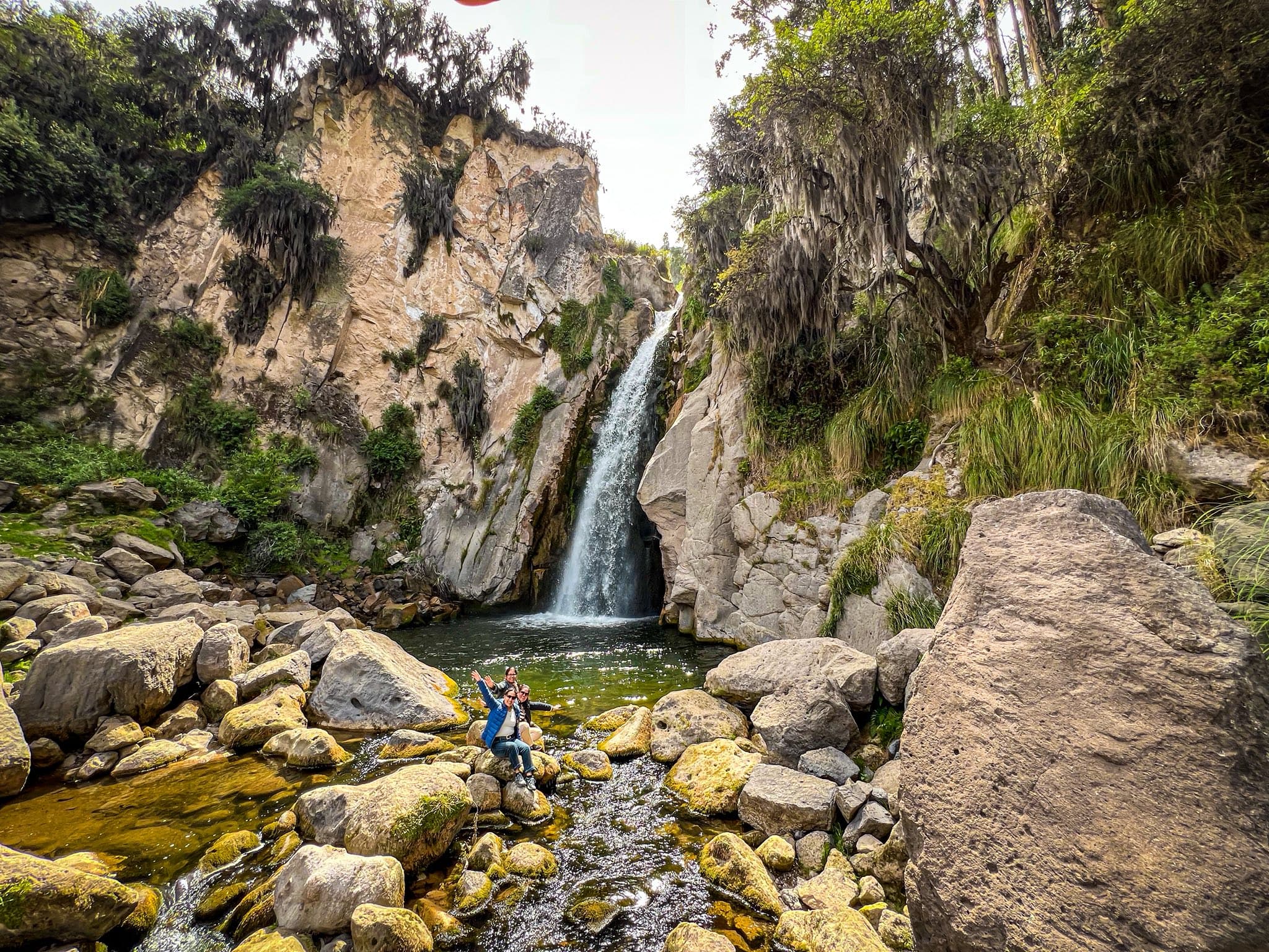 Full Day Casa de los Pitufos, Bosque de Piedras, Catarata Pumachaca y Chicha Ccasa 3